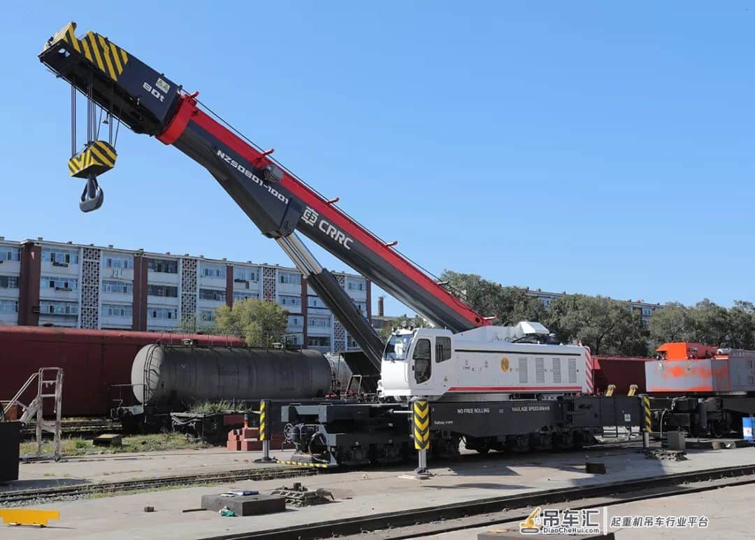 齐车公司铁路起重机首次出口菲律宾