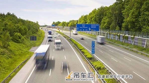 湖南省高速公路救援服务收费标准（新增货物吊装、现场清理服务费）
