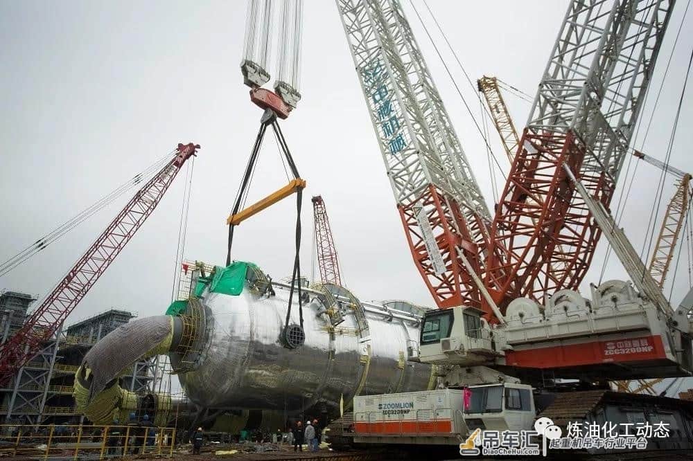 浙石化二期项目1600吨急冷油塔顺利吊装