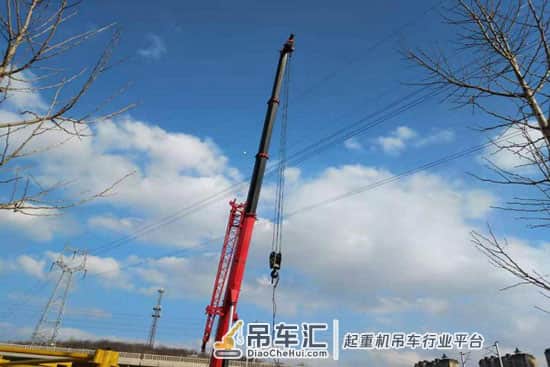 吊车线下违章作业，烟台供电公司紧急处置消除安全隐患