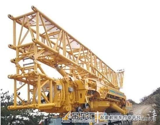 起重机市场吨位上移趋势明显,三巨头大吨位产品各领风骚
