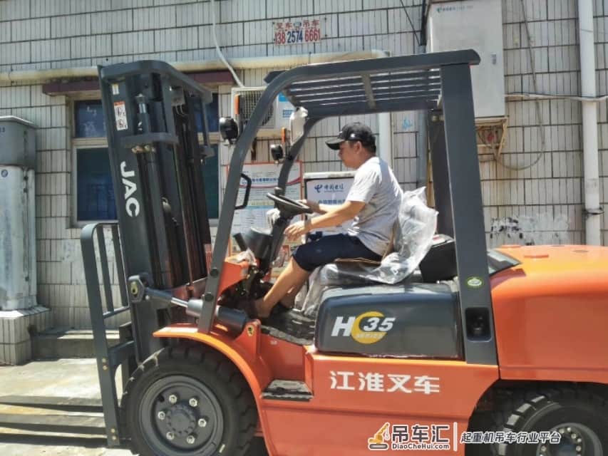 东莞市桥头镇顺发叉车吊车出租