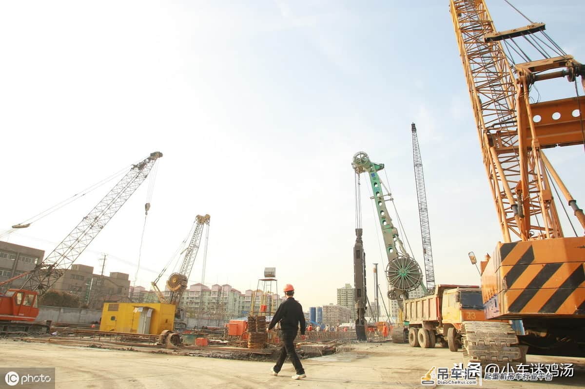 各种吊车在工作,你都见过吗
