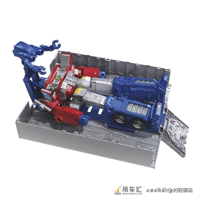 官方新系列的擎天柱和吊车,简直就是简配版MP啊