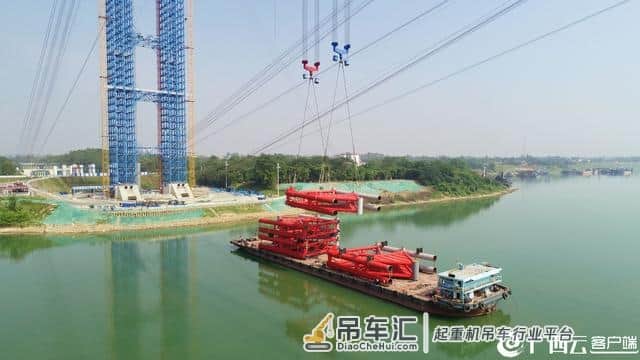 世界跨径最长的拱桥——平南三桥开始拱肋吊装