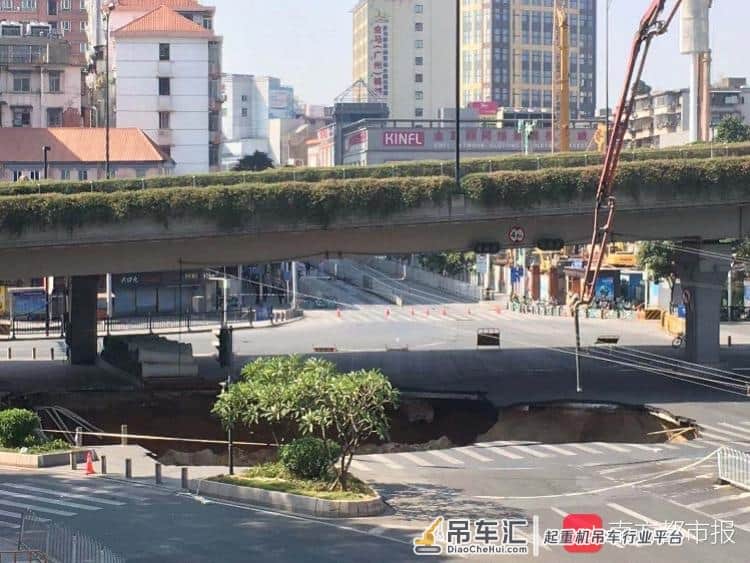 直击广州地陷现场救援！中途曾再次塌方，救援人员增加吊车到场