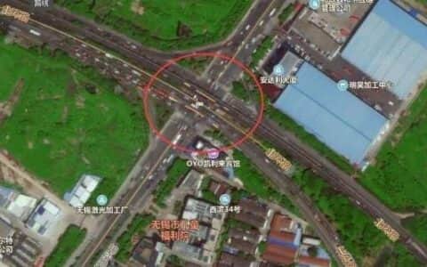 无锡高架桥坍塌致3死2伤，吊装人出动开展生死救援