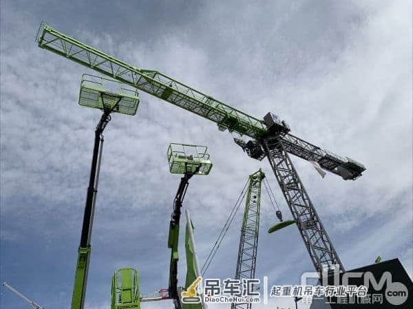 「云?拉展」中联重科起重机械军团“出击”美国拉斯维加斯展