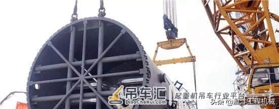 世界最大能级4000吨履带式起重机2019年战报回顾