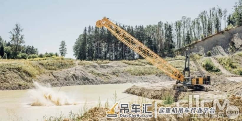 高产量的绝佳选择 利勃海尔全新200吨级重载循环履带式起重机