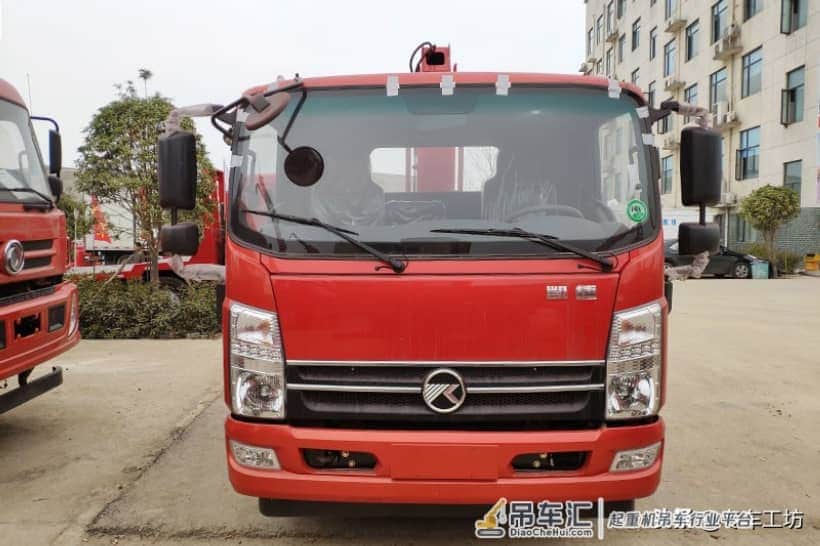 凯马长兴3.5吨随车吊