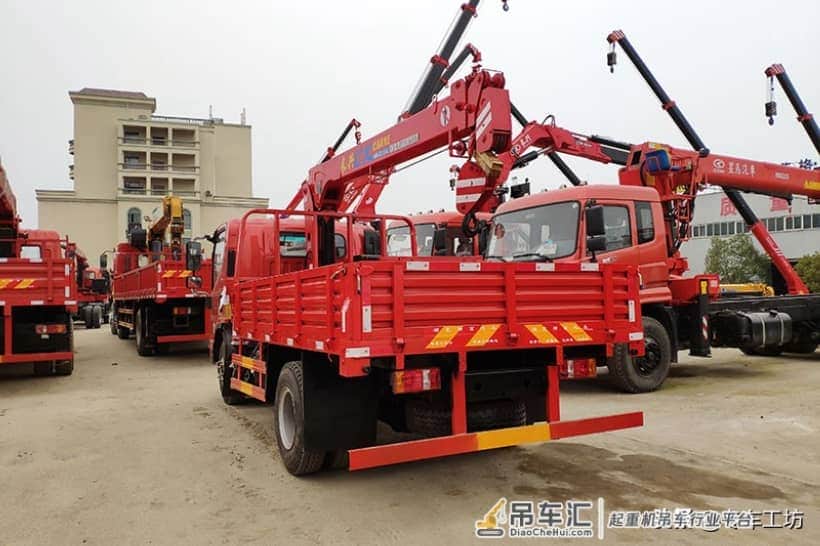 凯马长兴3.5吨随车吊