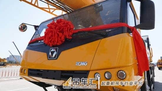 20万台什么概念?全球每3台轮式起重机,就有1台徐工造!
