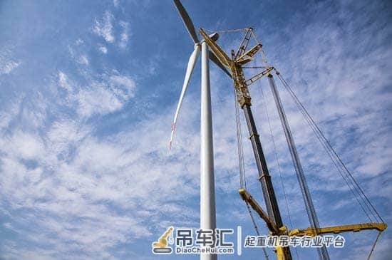 20万台什么概念?全球每3台轮式起重机,就有1台徐工造!
