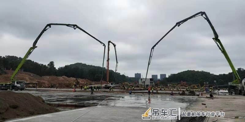 全力以赴!中联重科百余台产品奋战全国“小汤山”建设一线
