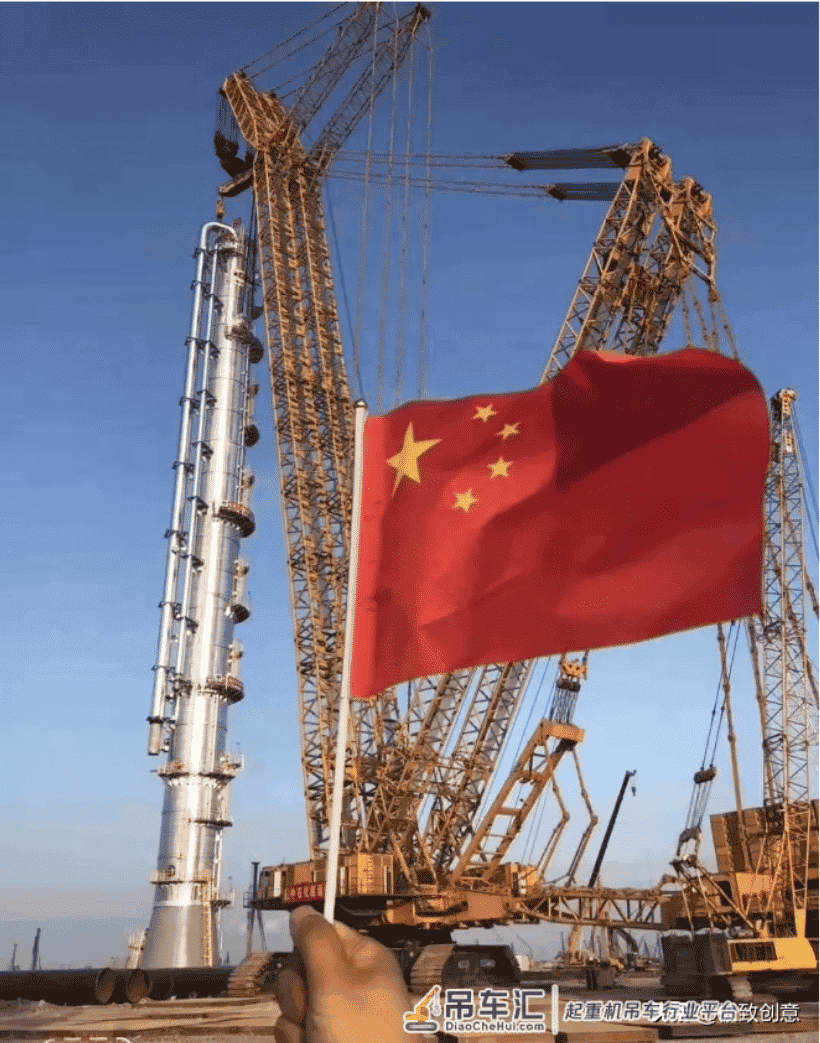 “世界第一吊”徐工XGC88000履带式起重机
