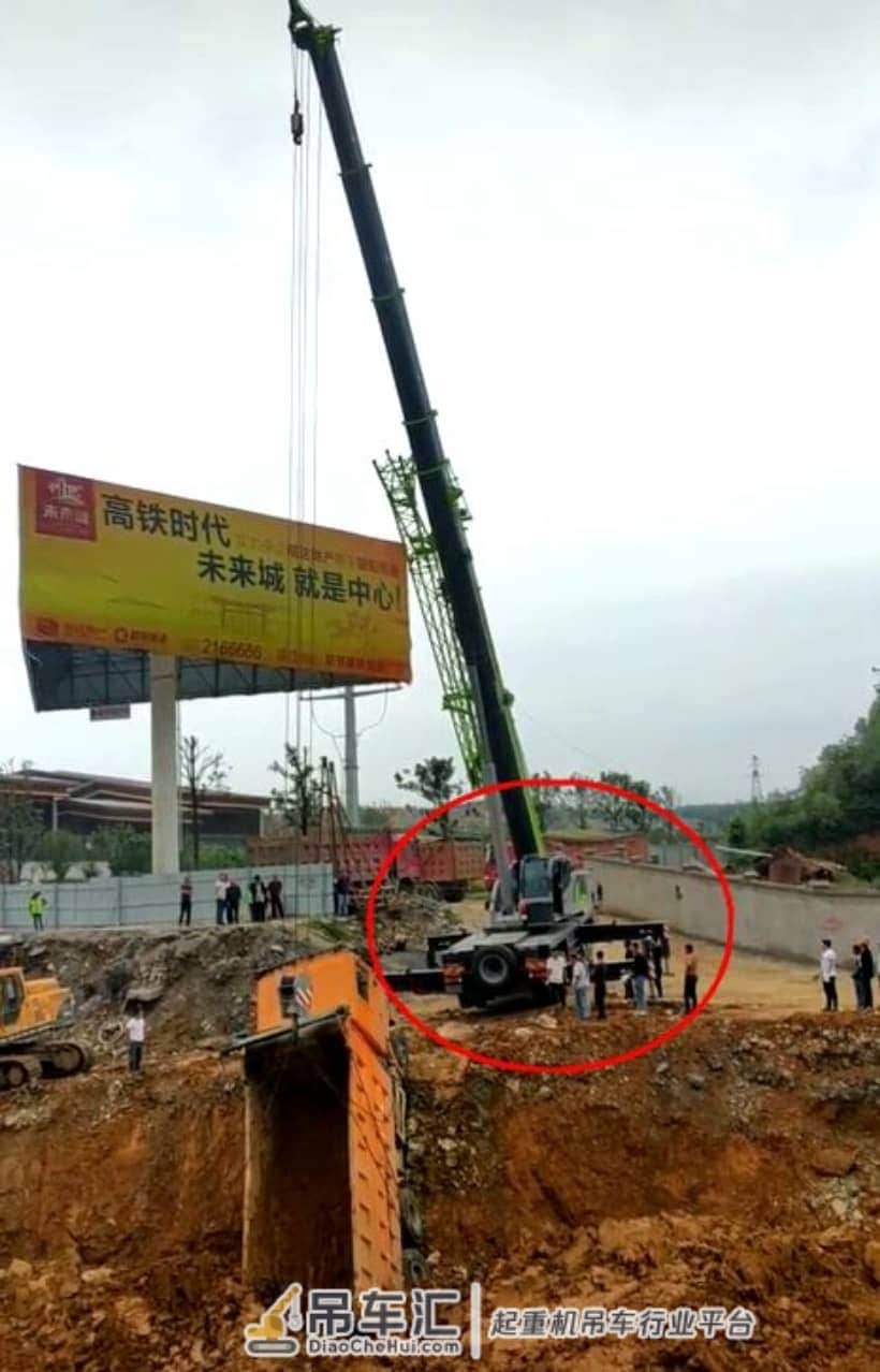 极光绿吊22吨卡车,吊友大骂:错的离谱