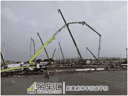 战“疫”时期的爱情：她在武汉疾控中心，他在雷神山医院