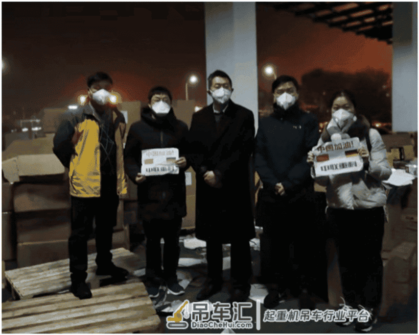 搭乘长沙政府包机！中联重科新一批欧洲采购60余万件医护物资抵长