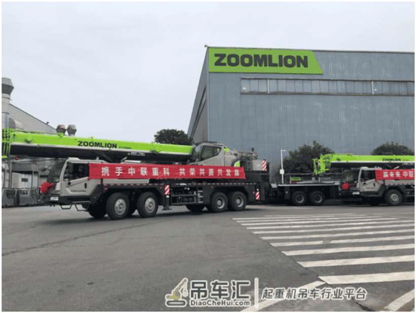 出发!中联重科40台汽车起重机奔赴建设一线