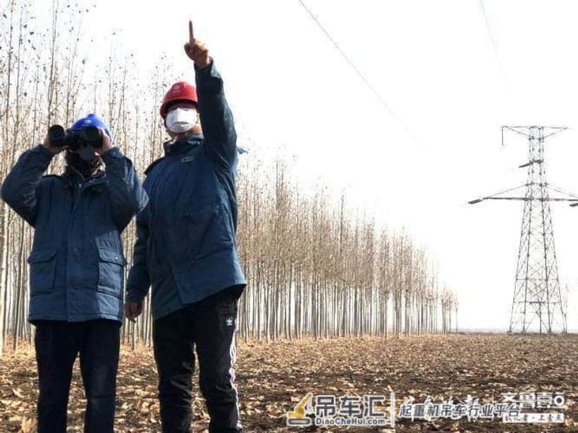 邹城一企业高压线下吊装施工,差点造成跳闸停电