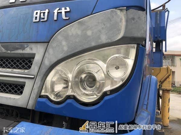 时代栏板车+起重装置，这么实用的随车吊，司机为啥说买后悔了？