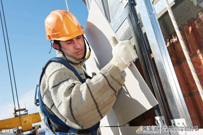 建筑施工技术:起重设备分为起重机械和索具设备两类
