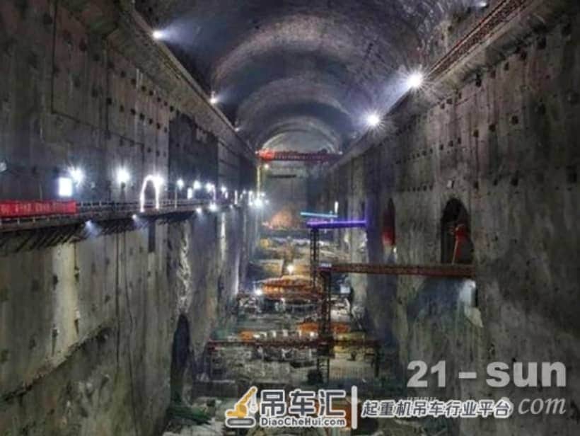 “前浪”奔涌——超级工程遇上元老级吊车