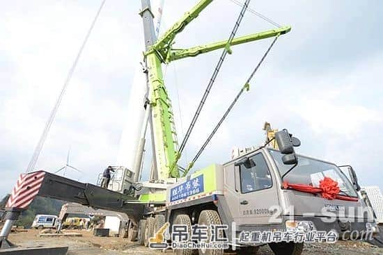 中联重科ZAT8000全地面起重机  精准助力“天险”雪峰山风电项目