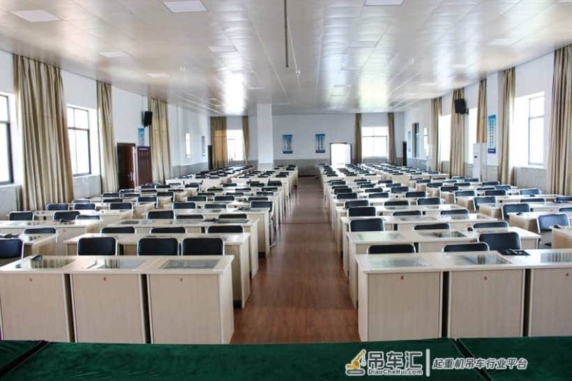 贵阳黔贵交通职业培训学校|起重机电路的安全要求