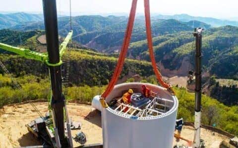 中联重科800吨全地面起重机征战山西 续写风电神器佳话