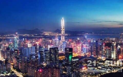 不惑之年的深圳特区有了自己的国际航空枢纽，三一吊装人身负重任
