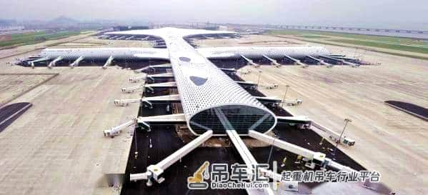 三一起重机助力深圳宝安国际机场扩充建设项目
