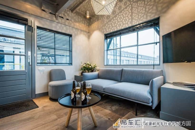 阿姆斯特丹港口的起重机公寓酒店