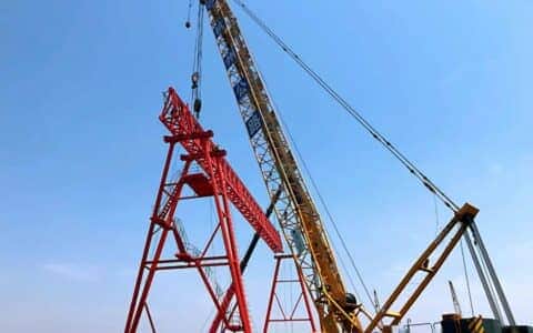 交通建设丨钱塘江新建大桥120吨提梁龙门吊顺利完成安装