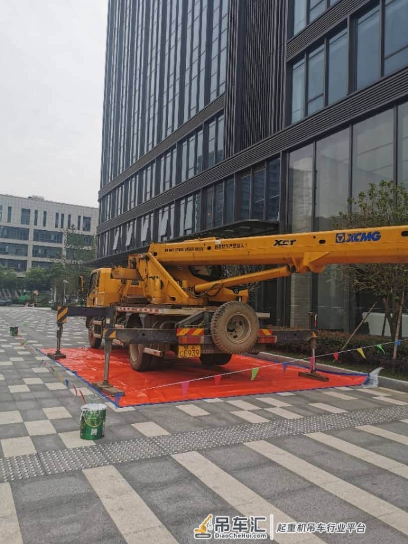 武汉外墙维修吊车出租经典案例