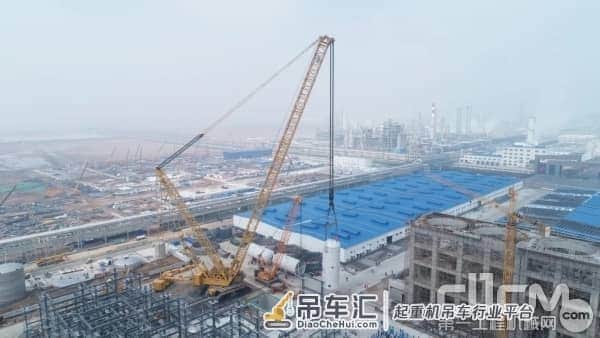 壮哉！徐工又一台千吨级履带起重机“巨舰入列”