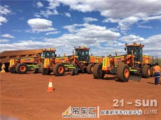 大吨位起重机开路,徐工高端市场再突破,直通澳洲