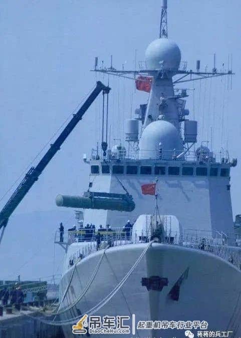 花样繁多,吊装为主——中国主力军舰补充弹药那些事