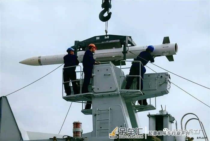 花样繁多,吊装为主——中国主力军舰补充弹药那些事