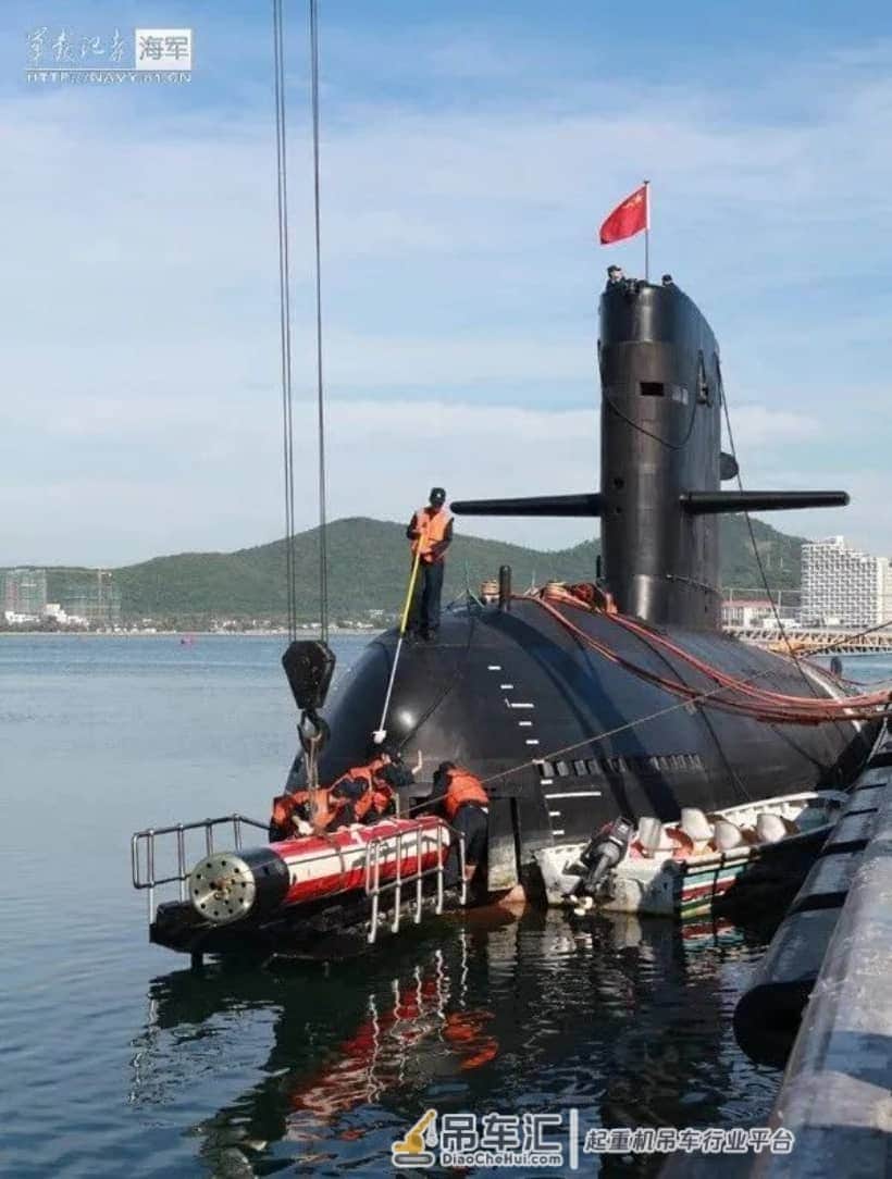 花样繁多,吊装为主——中国主力军舰补充弹药那些事