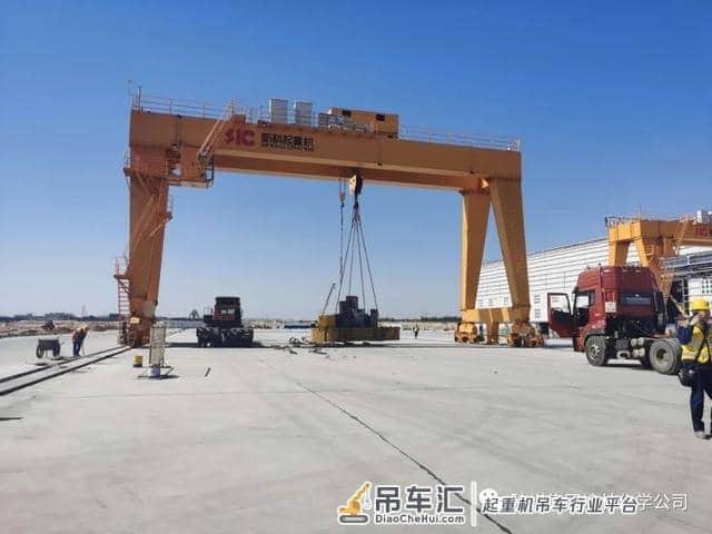 榆林市化学大件组焊厂房8台起重机相继通过性能试验