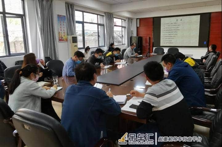 开展起重设备安全管理培训，助力复工复产