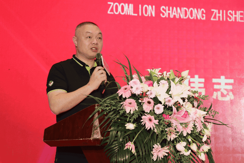 中联重科土方机械“拓圈”齐鲁大地