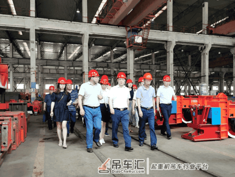 顾峰赴株洲天桥起重机股份有限公司现场解难题
