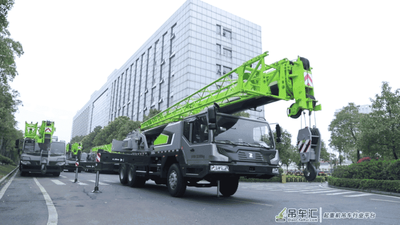 汽车起重机市场增势强劲 中联重科小吨位起重机5月产销双破5亿