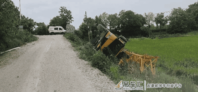 80吨6节臂开翻车,这下真完犊子了...