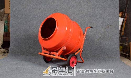 小型搅拌机的使用和保养事项——河北兴汉起重机械制造有限公司