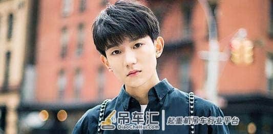 王俊凯即将大四,英语四级没过,影视作品全无,队长混成了吊车尾