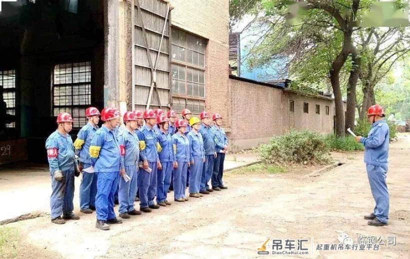 检修加工分公司开展桥式起重机控制系统突然失灵应急演练